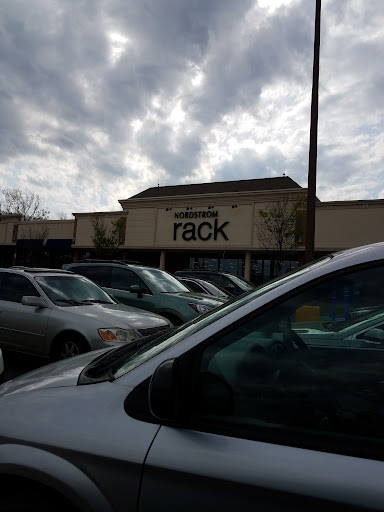 Department Store «Nordstrom Rack West Farm Shopping Center», reviews and photos, 1600 SE Rd, Farmington, CT 06032, USA