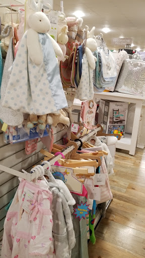 Department Store «HomeGoods», reviews and photos, 1945 W Lumsden Rd, Brandon, FL 33511, USA