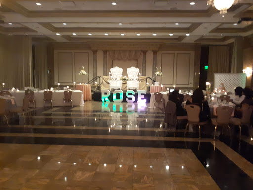 Shopping Mall «Cranbrook Shopping Center», reviews and photos, 566 Cranbrook Rd, Cockeysville, MD 21030, USA