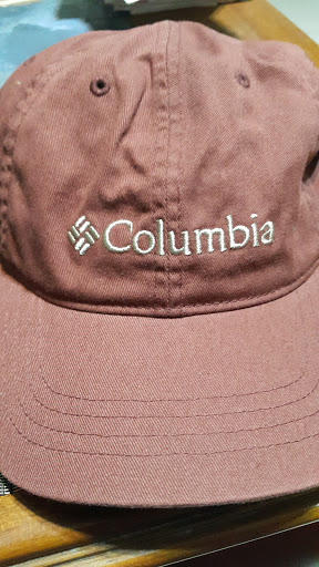 Sportswear Store «Columbia Sportswear Store - Gilroy, CA», reviews and photos, 681 Leavesley Rd d135, Gilroy, CA 95020, USA