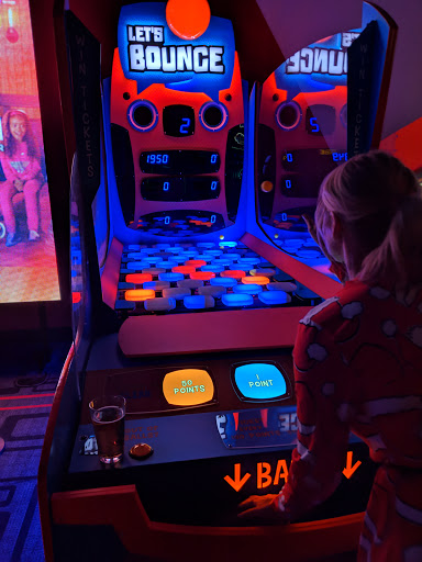 Movie Theater «Regal Cinemas Gilbert 14», reviews and photos, 1012 South Gilbert Road, Gilbert, AZ 85296, USA