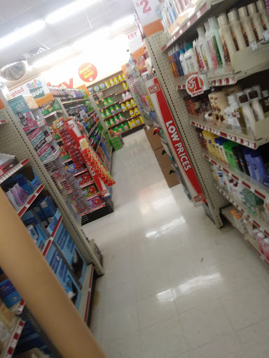 Dollar Store «FAMILY DOLLAR», reviews and photos, 508 W Chestnut St, Union City, IN 47390, USA