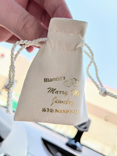 Jewelry Store «Marry Me Jewelry», reviews and photos, 3 Countryside Plaza, Countryside, IL 60525, USA