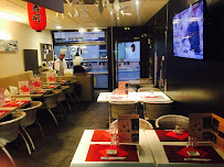 Atmosphère du Restaurant asiatique Oullins Sushi Wok à Oullins-Pierre-Bénite - n°6