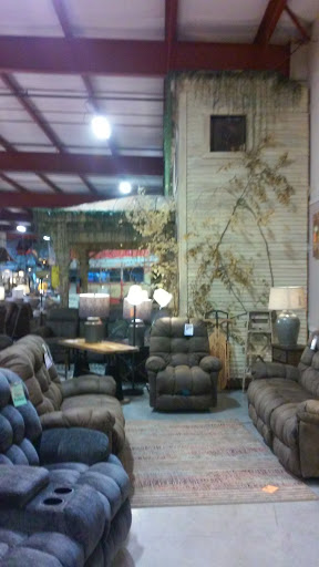 Furniture Store «Hometown Furniture Center», reviews and photos, 2665 S Santiam Hwy, Lebanon, OR 97355, USA