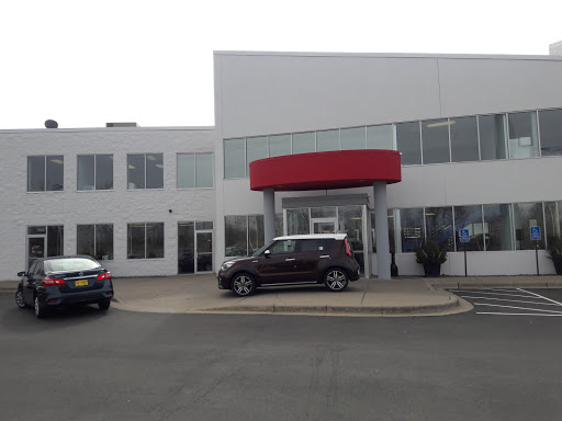 Car Dealer «Luther Nissan Kia», reviews and photos, 1470 50th St E, Inver Grove Heights, MN 55077, USA