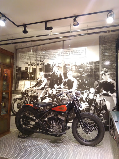 Harley-Davidson Dealer «Dudley Perkins Co. Harley-Davidson & Buell», reviews and photos, 333 Corey Way, South San Francisco, CA 94080, USA