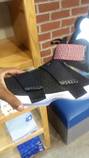 Shoe Store «Shiekh Shoes», reviews and photos, 1900 N Long Beach Blvd, Compton, CA 90221, USA