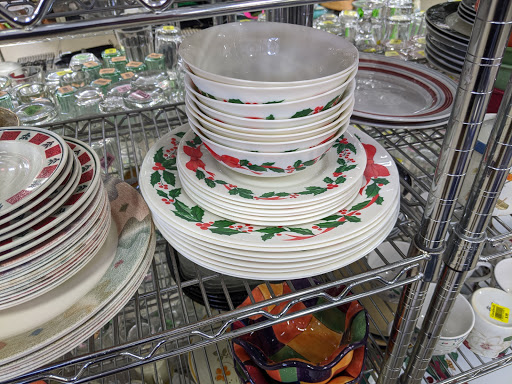 Non-Profit Organization «Goodwill Store & Donation Center», reviews and photos, 481 West Countryside Parkway, Yorkville, IL 60560, USA