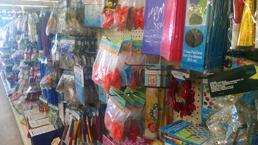 Dollar Store «Dollar Tree», reviews and photos, 32 Frontage Rd, East Haven, CT 06512, USA