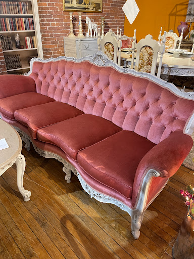 Consignment Shop «Consignment Gallery at 56», reviews and photos, 56 Sterling St, Clinton, MA 01510, USA