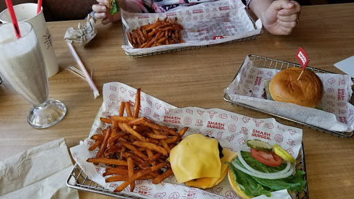 Shopping Mall «Midway Shopping Center», reviews and photos, 1001 Central Park Ave, Scarsdale, NY 10583, USA