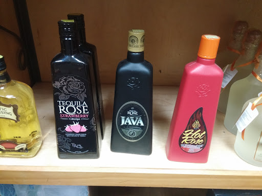 Liquor Store «Liquor Downtown», reviews and photos, 207 E Flagler St, Miami, FL 33131, USA