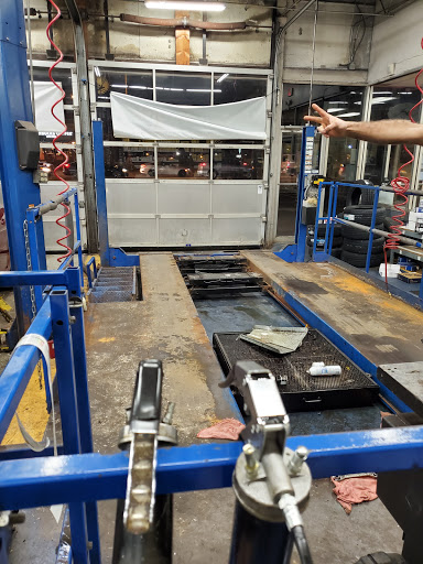 Car Repair and Maintenance «Midas», reviews and photos, 506 W Golf Rd, Schaumburg, IL 60195, USA