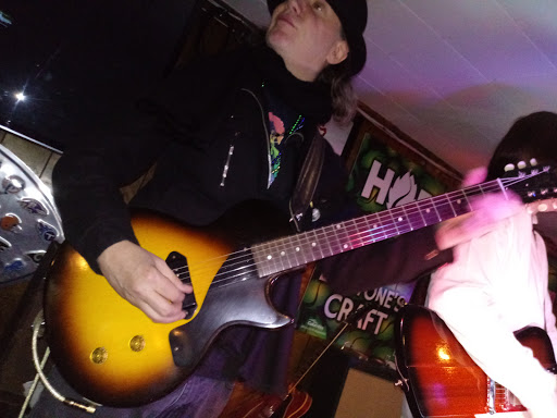 Restaurant «The Embers», reviews and photos, 1811 State Hwy 99 N, Eugene, OR 97402, USA