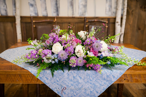 Florist «Ford Flower Co.», reviews and photos, 83 S Broadway, Salem, NH 03079, USA