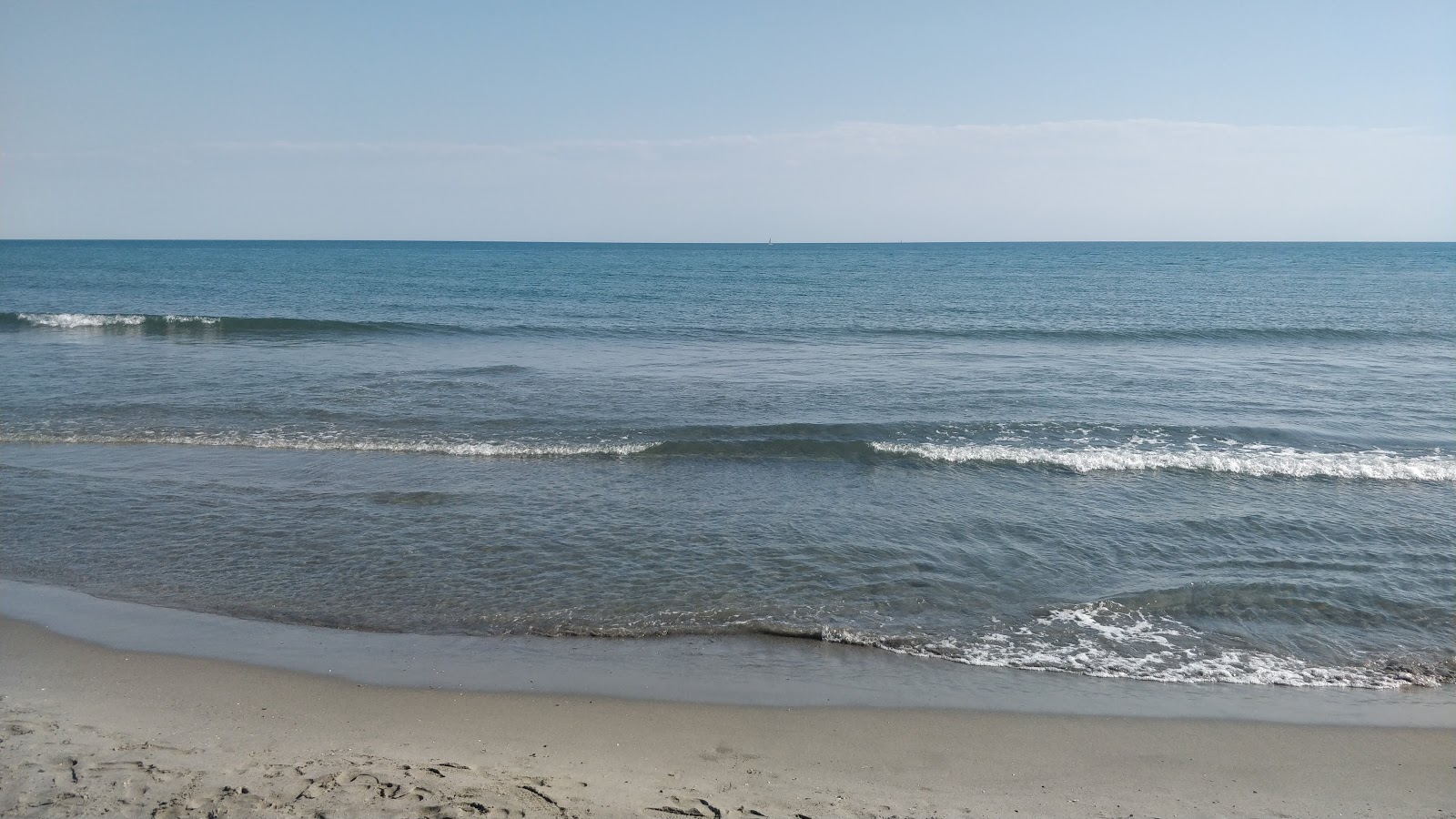 Farniente Plage'in fotoğrafı doğal alan içinde bulunmaktadır
