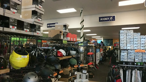 Sporting Goods Store «Play It Again Sports & Hockey», reviews and photos, 16929 WA-99 #110, Lynnwood, WA 98037, USA