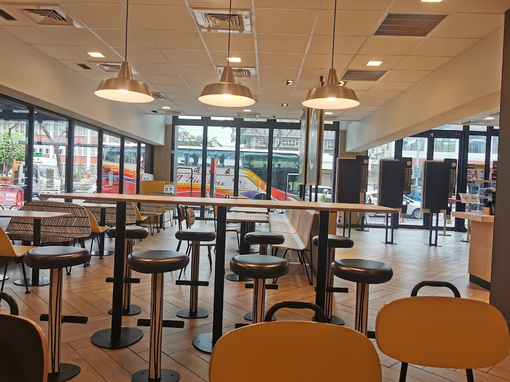 麥當勞-烏日新興店 的照片