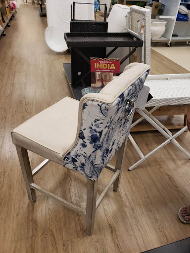 Department Store «Marshalls & HomeGoods», reviews and photos, 4950 Hadley Center Dr, South Plainfield, NJ 07080, USA