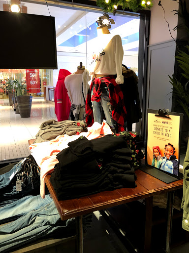 Clothing Store «Hollister Co.», reviews and photos, 19575 Biscayne Blvd #1335, Aventura, FL 33180, USA