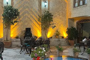 هتل بوتیک کرمانشاه Kermanshah Botique Hotel image