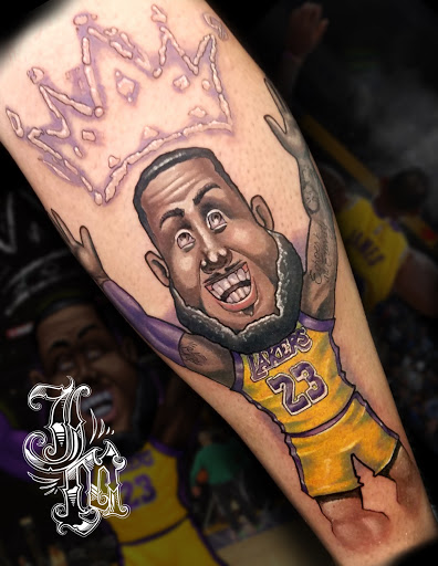 Explore tattoo ideas for woman, creative tattoo ideas in Lombard, available at New Hope Tattoo