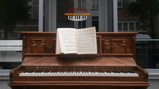 Piano's Noton - Akoestische & Digitale piano's - Aarschot
