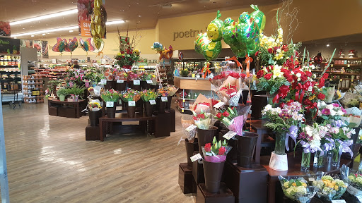 Grocery Store «Safeway», reviews and photos, 2501 Cherry Park Rd, Troutdale, OR 97060, USA