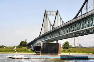 Krefeld-Uerdinger Brücke image