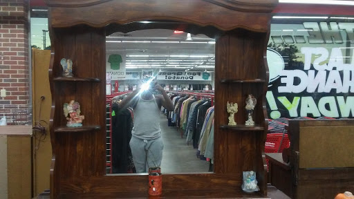 Thrift Store «Red Racks Thrift Store», reviews and photos, 9715 St Charles Rock Rd, Breckenridge Hills, MO 63114, USA