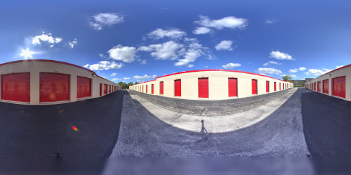 Self-Storage Facility «CubeSmart Self Storage», reviews and photos, 143 61st St, Westmont, IL 60559, USA