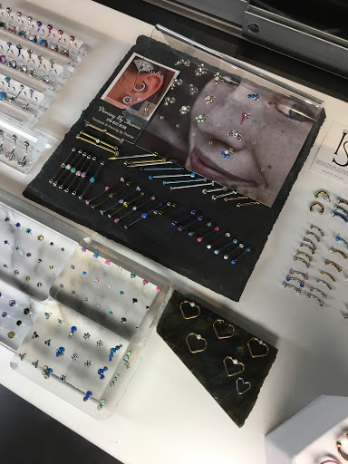 Tattoo Shop «Ink Monkey Inc», reviews and photos, 2417 Lincoln Blvd, Venice, CA 90291, USA