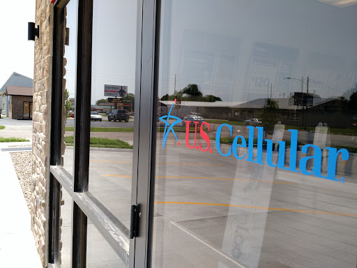 Cell Phone Store «U.S. Cellular by Cellular Advantage», reviews and photos, 1107 A Ave W, Oskaloosa, IA 52577, USA