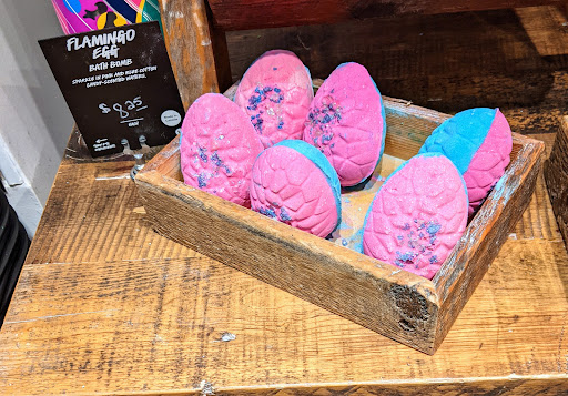 Cosmetics Store «lush fresh handmade cosmetics», reviews and photos, 9090 Destiny USA Dr, Syracuse, NY 13290, USA