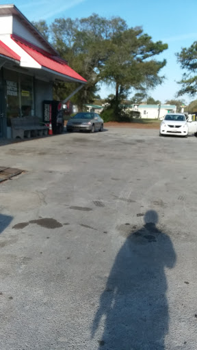 Auto Parts Store «Yaupon Service Center», reviews and photos, 8201 E Oak Island Dr, Oak Island, NC 28465, USA