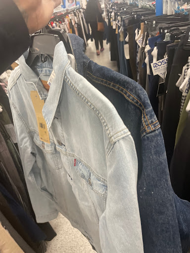 Clothing Store «Ross Dress for Less», reviews and photos, 133 Plaza Dr, Vallejo, CA 94591, USA