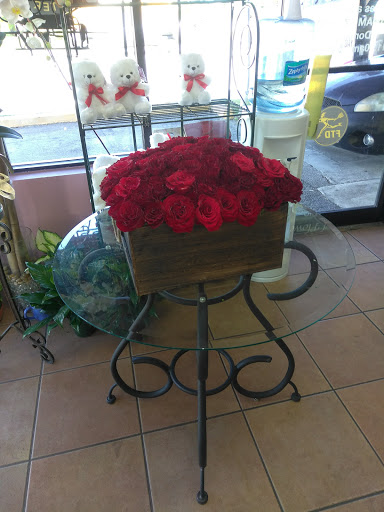 Florist «Omel Flowers», reviews and photos, 5898 W 16th Ave, Hialeah, FL 33012, USA