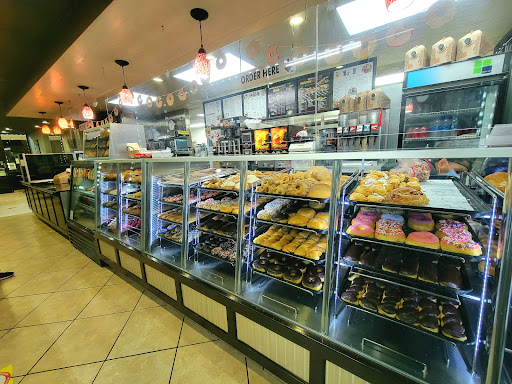 Yum Yum Donuts, 10518 Garvey Ave, El Monte, CA 91731, USA, 