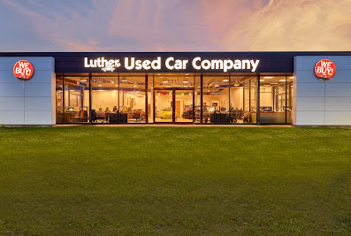 Luther Buys Cars