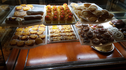 Ola Bakery & Pastry