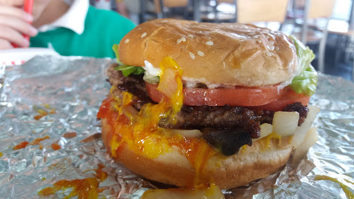 Shopping Mall «Plymouth Square Shopping Center», reviews and photos, 200 Ridge Pike, Conshohocken, PA 19428, USA