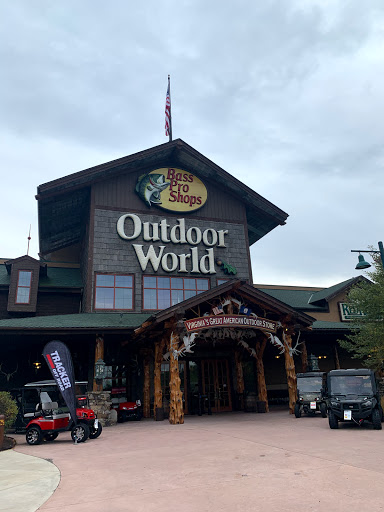 Sporting Goods Store «Bass Pro Shops», reviews and photos, 11550 Lakeridge Pkwy, Ashland, VA 23005, USA