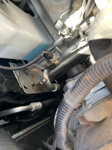 Used Car Dealer «Larry H. Miller Used Car Supermarket Riverdale», reviews and photos, 5212 Freeway Park Dr, Riverdale, UT 84405, USA