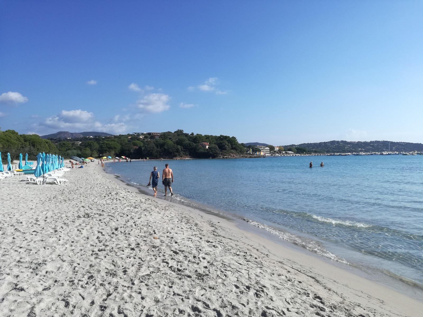 Foto von Pinarello beach - beliebter Ort unter Entspannungskennern