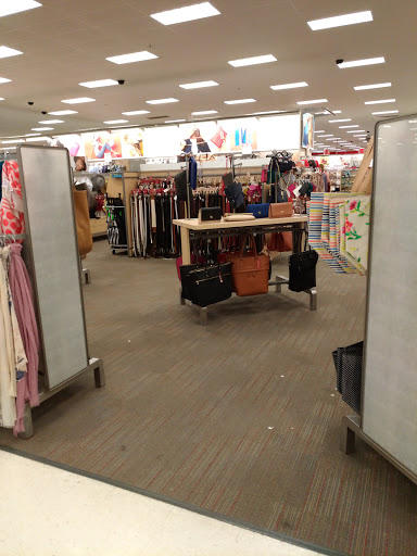 Department Store «Target», reviews and photos, 650 Brown Rd, Auburn Hills, MI 48326, USA