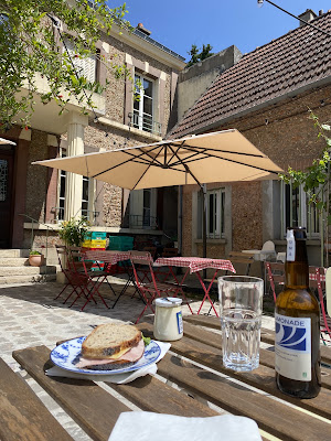 Maison Paulette à Le Mesnil-Saint-Denis