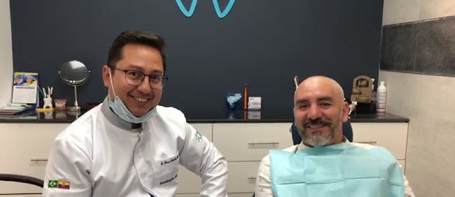 Dr. Marcos Benavides - Endoestetic - Dentista