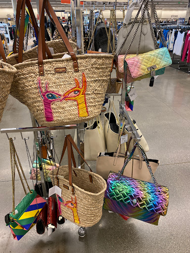 Department Store «Nordstrom Rack Glendale Fashion Center», reviews and photos, 227 N Glendale Ave, Glendale, CA 91206, USA