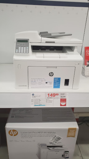 Office Supply Store «Staples», reviews and photos, 450 Providence Hwy, Dedham, MA 02026, USA